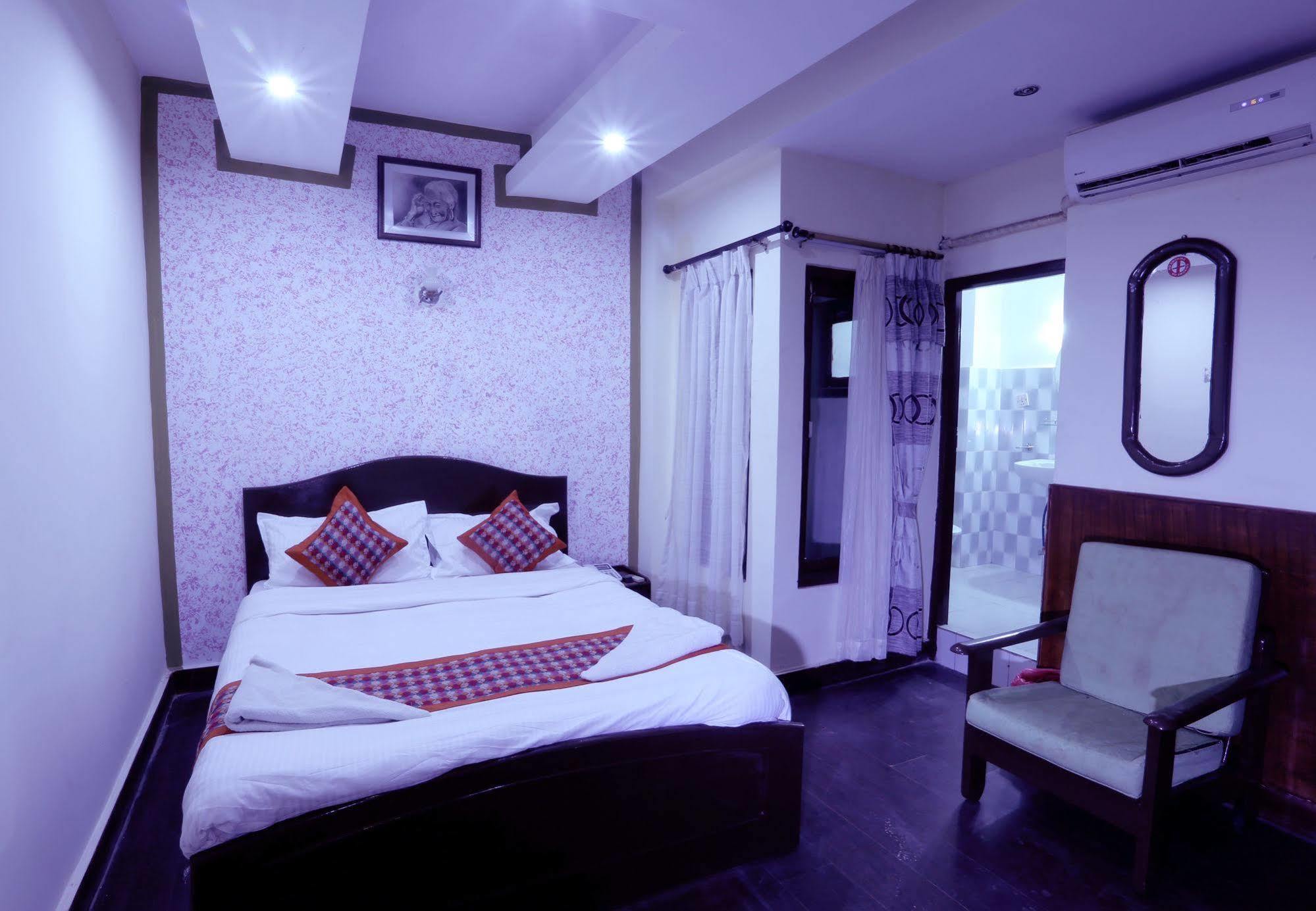 Oyo 153 Aster Hotel Nepal Kathmandu Ngoại thất bức ảnh