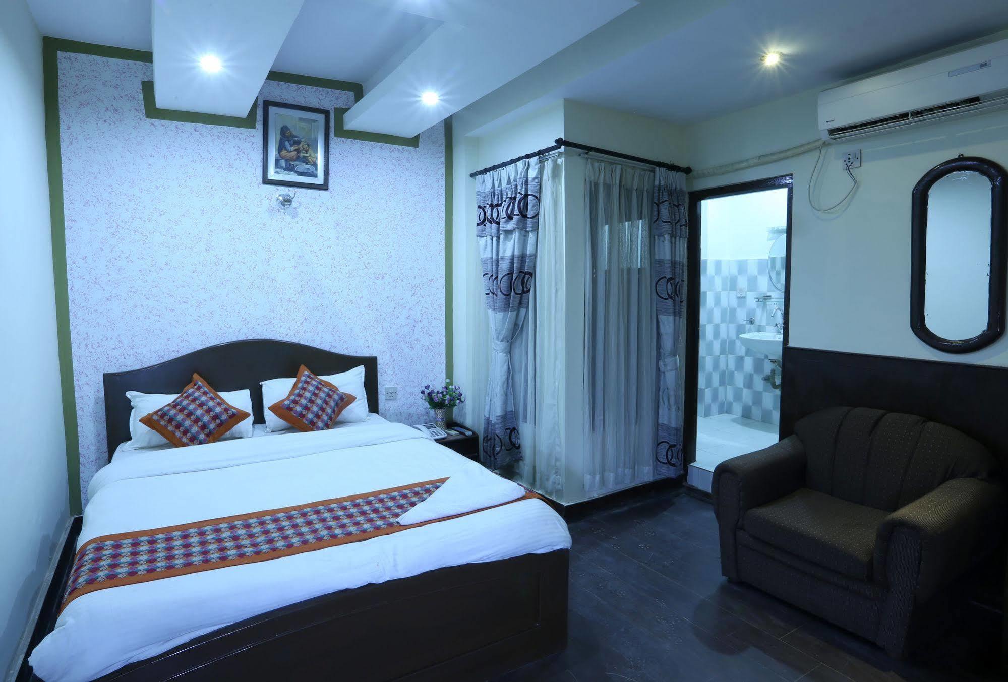 Oyo 153 Aster Hotel Nepal Kathmandu Ngoại thất bức ảnh