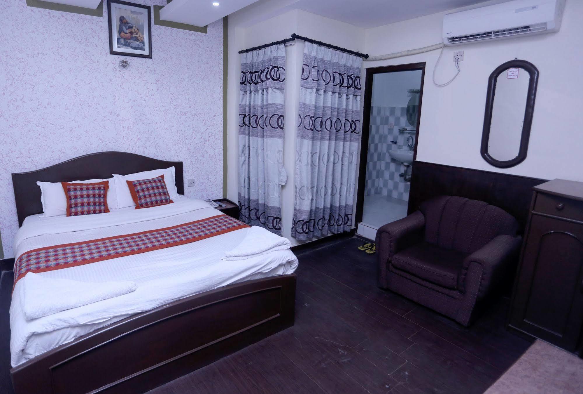 Oyo 153 Aster Hotel Nepal Kathmandu Ngoại thất bức ảnh