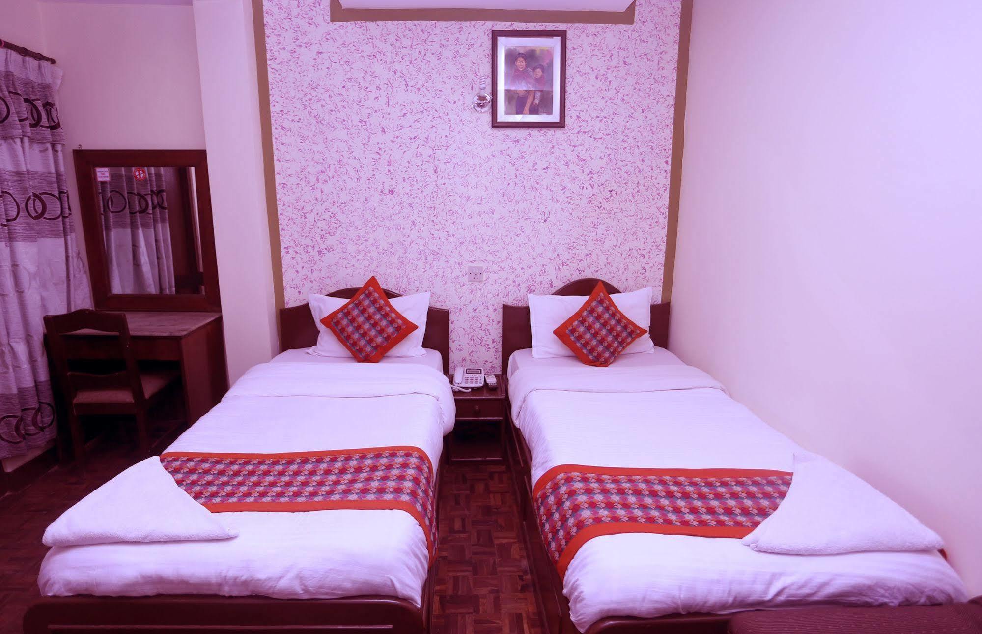 Oyo 153 Aster Hotel Nepal Kathmandu Ngoại thất bức ảnh